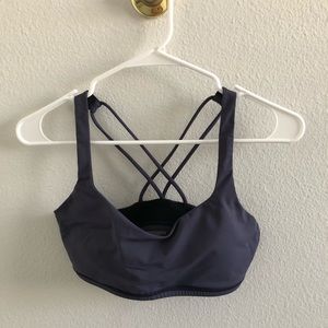 Lululemon Free To Be bra size 6